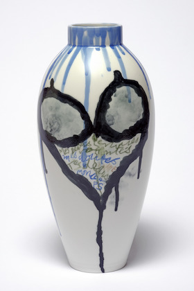 Annette Messager, Vase Ly, 2021