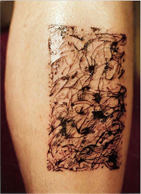 Olivier Mosset, Sans titre (tatouage), 2008