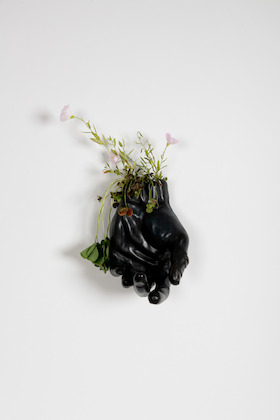 Iván Argote, Wild Flowers: A Hand, 2021
